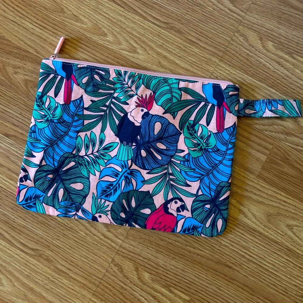 Tropical Parrot carry wristlet handbag large make-up bag beach pink blue green